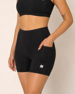 SWIFT SHORT NEGRO